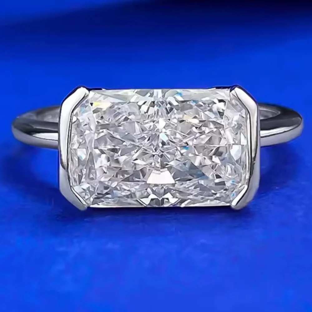 18k 3ct Radiant Cut Ring - Picture 1 of 15